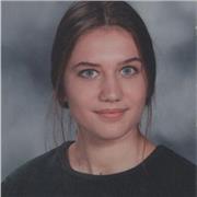 Erfahrene Mehrsprachige Deutschlehrerin bietet Nachhilfe an.